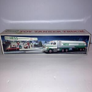 VINTAGE 1990 Hess Toy Tanker Truck New In Original Box